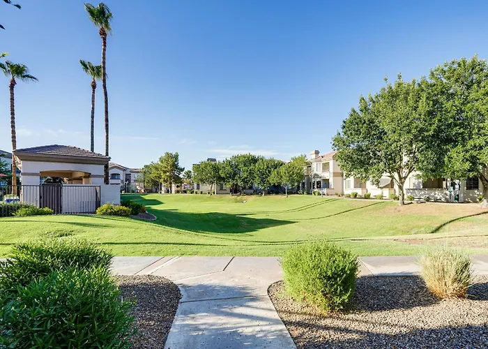 Patio & Perks: Gated Gilbert * Mesa