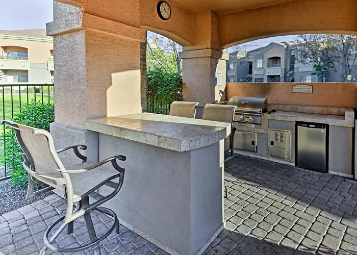 Patio & Perks: Gated Gilbert *