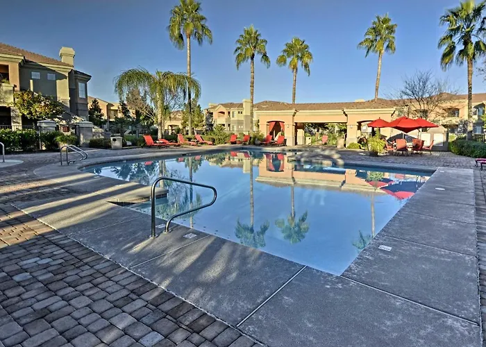 Patio & Perks: Gated Gilbert Mesa